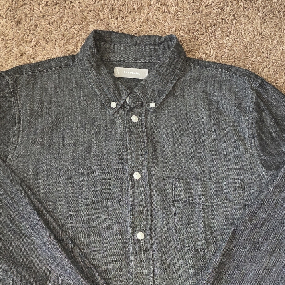 Everlane Men's Button Down Denim Shirt Size Medium - Picture 5 of 9